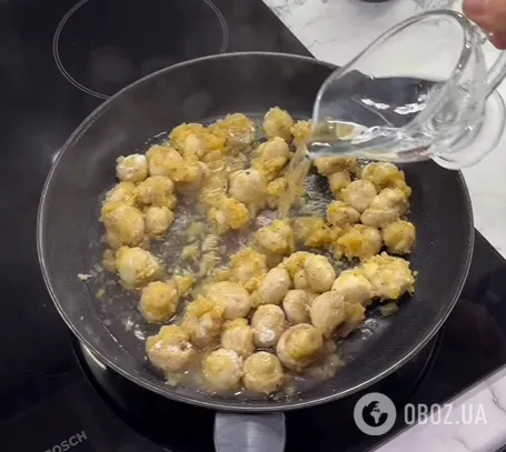 Сочные мясные митболы из фарша: идеально к любому гарниру на ужин