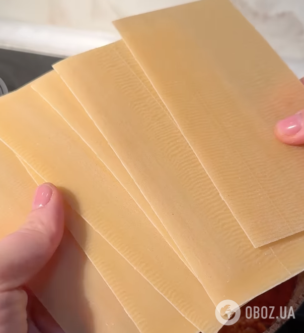 Ленивая лазанья с фаршем и сыром на сковороде: вкуснее любой закуски