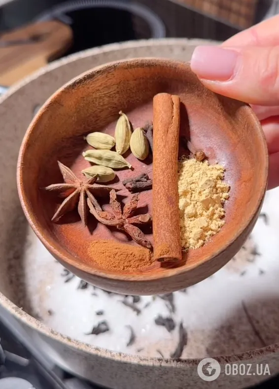 Найкорисніший зимовий чай "Масала": розповідаємо, з чого приготувати смачний напій