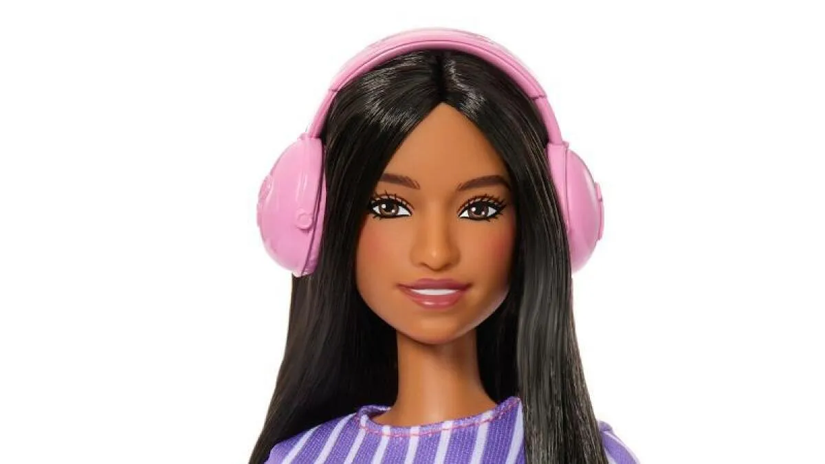 Розробляли понад 18 місяців: у США випустили ляльку Барбі з аутизмом. Фото