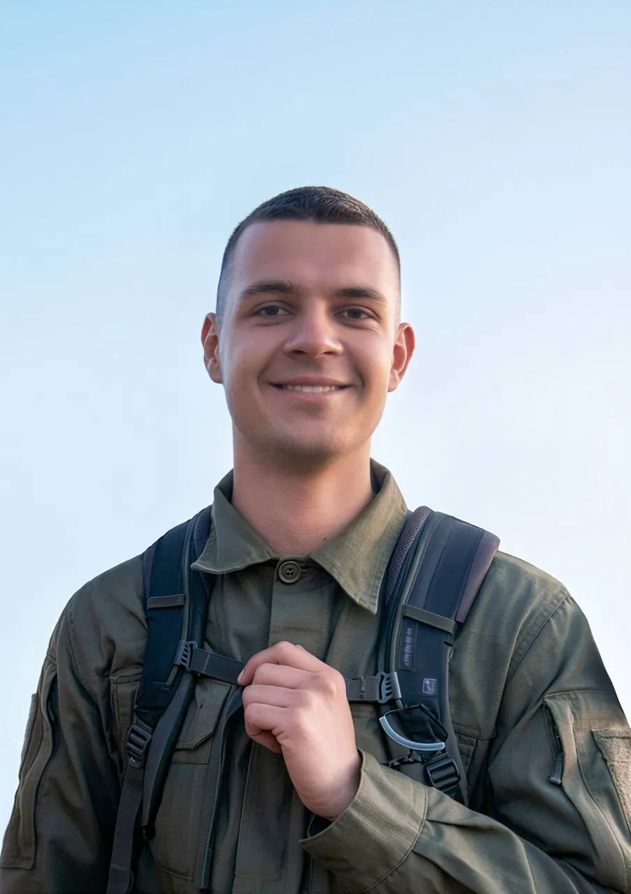 Україна втрачає найкращих синів: у Києві попрощалися з 20-річним військовим Кирилом Руденком. Фото