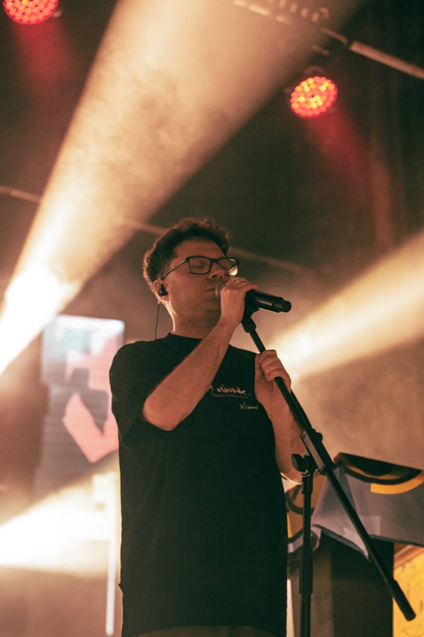 Мог уехать, купить "белый билет" и пойти на госслужбу: рэпер Миша Правильный мобилизовался и объяснил, почему сделал это на 4-й год войны