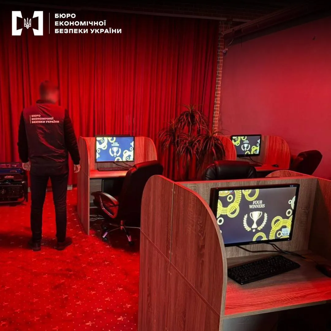 Маскувалися під житлові приміщення: в Україні викрили мережу підпільних азартних закладів