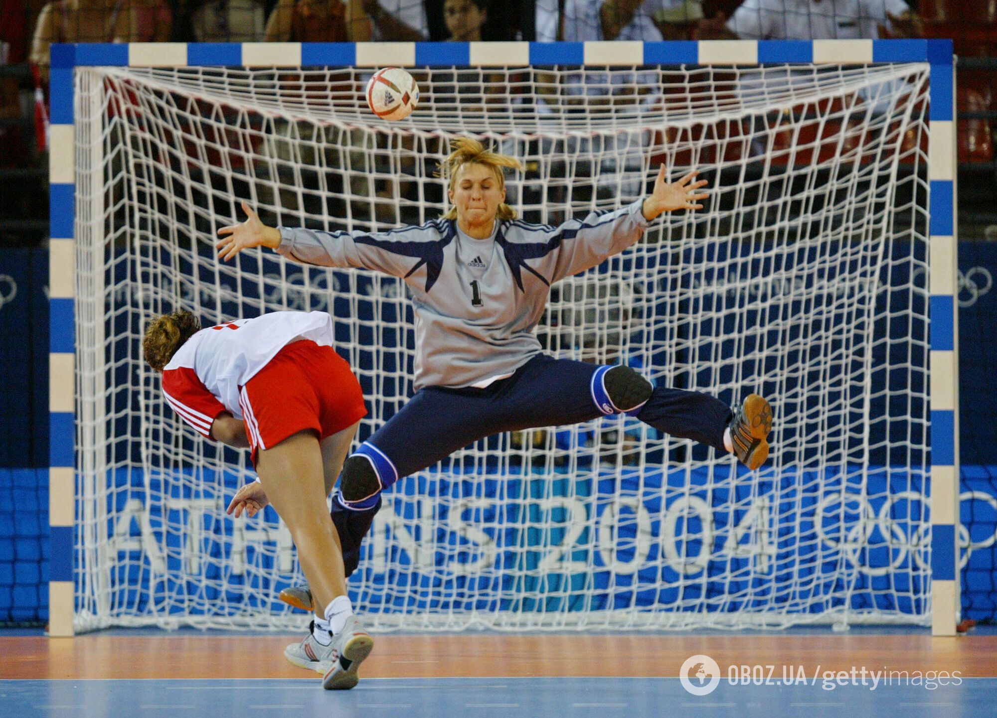 "В роздягальні лунала Сердючка": олімпійська призерка розповіла, як Україна виграла історичну медаль, забобони тренера і що просила у Бога на останніх хвилинах