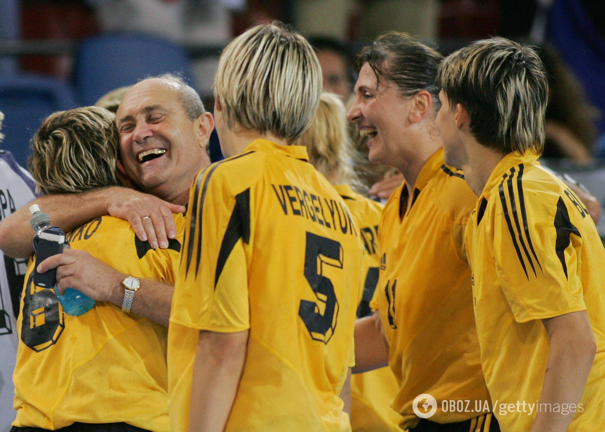 "В роздягальні лунала Сердючка": олімпійська призерка розповіла, як Україна виграла історичну медаль, забобони тренера і що просила у Бога на останніх хвилинах