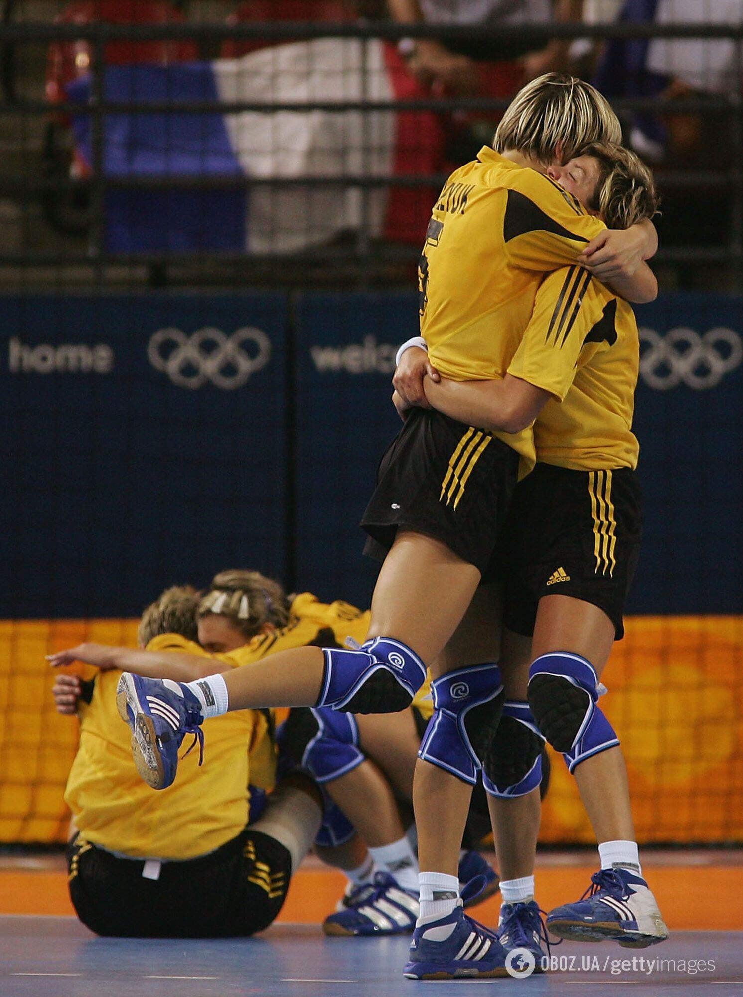 "В роздягальні лунала Сердючка": олімпійська призерка розповіла, як Україна виграла історичну медаль, забобони тренера і що просила у Бога на останніх хвилинах