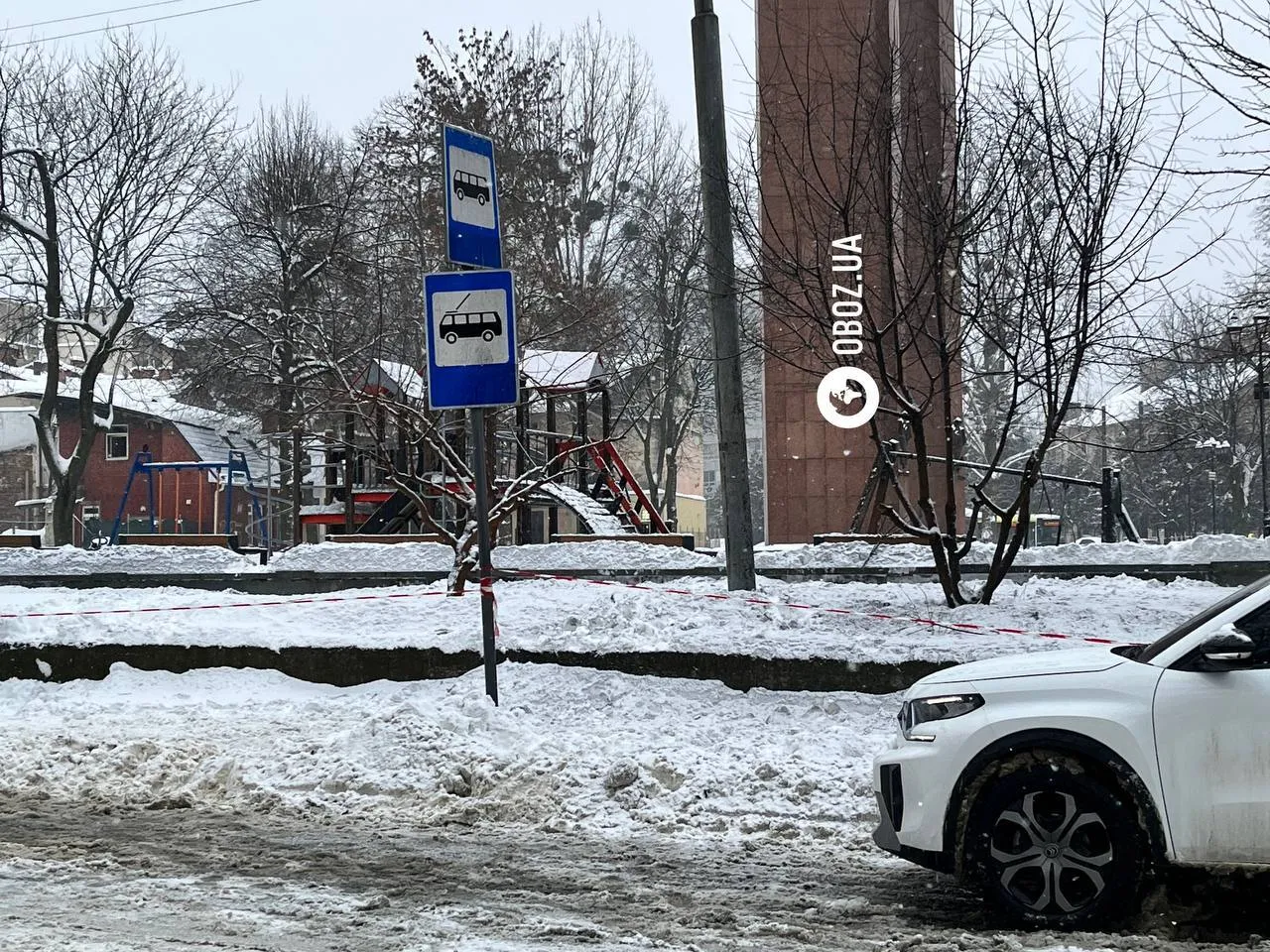 "Летів над головою": жінка, яка прибирала зупинку у Львові під час російської атаки, розповіла про удар "Шахеда". Відео