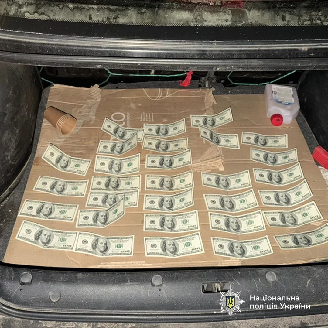 Викрадали людей і вимагали викуп: поліція затримала 13 злочинців у трьох регіонах України. Фото і відео