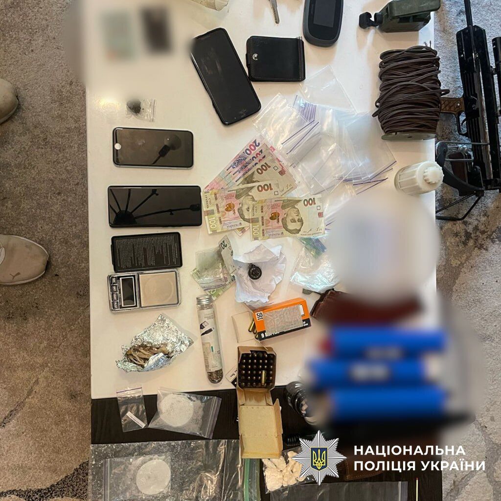 У Києві накрили мережу нарколабораторій, які виготовляли "товар" на 2,5 млн грн щомісяця. Подробиці та фото