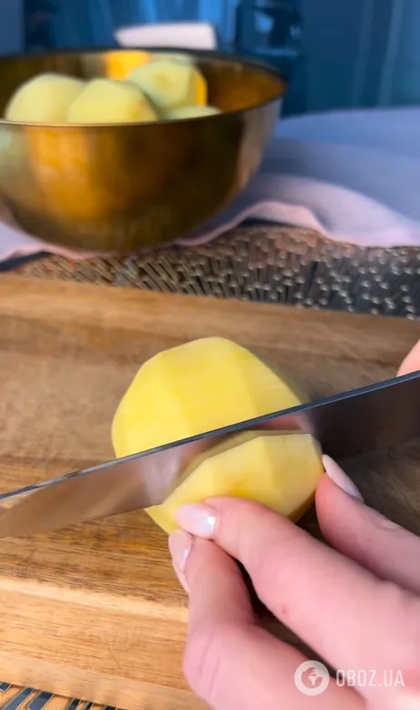 Як смачно і швидко приготувати картоплю на обід: елементарний рецепт