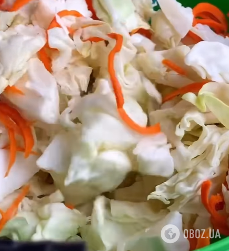 Пикантная капуста по-корейски с морковью и чесноком: делимся рецептом вкусной закуски