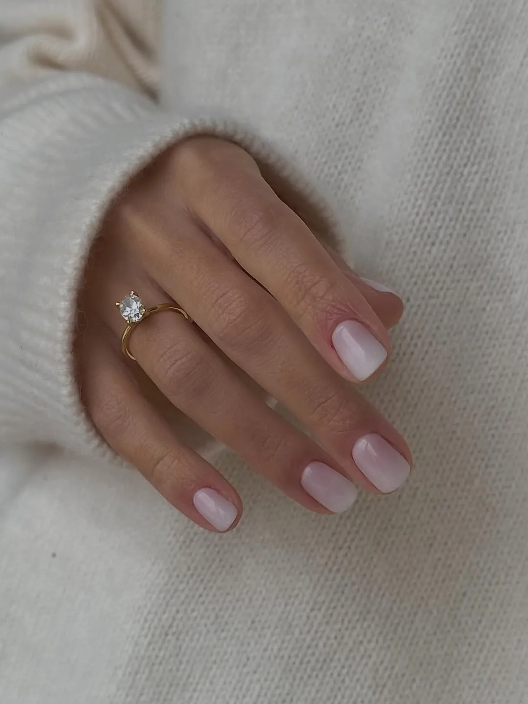 Просто, но со вкусом: какой маникюр будет самым популярным в 2026 году