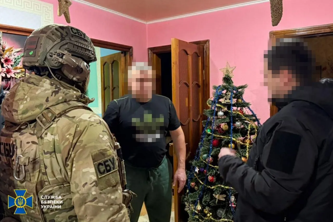 СБУ обнаружила более 300 тыс. долларов во время обысков у руководительницы одной из районных ВВК на Днепропетровщине: детали "схемы"