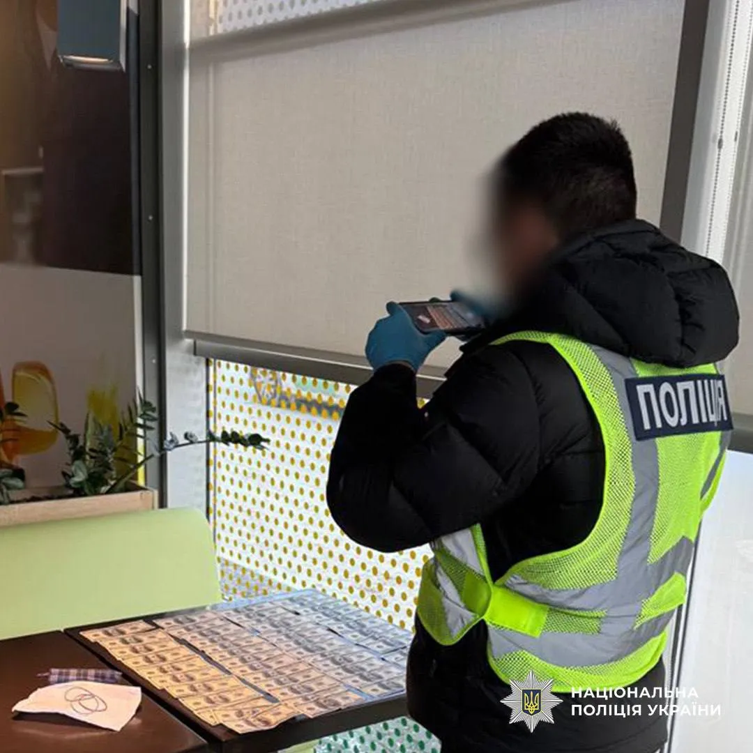 Придумал "схему": Нацполиция задержала одессита, который обещал "списать" военного со службы по состоянию здоровья. Фото