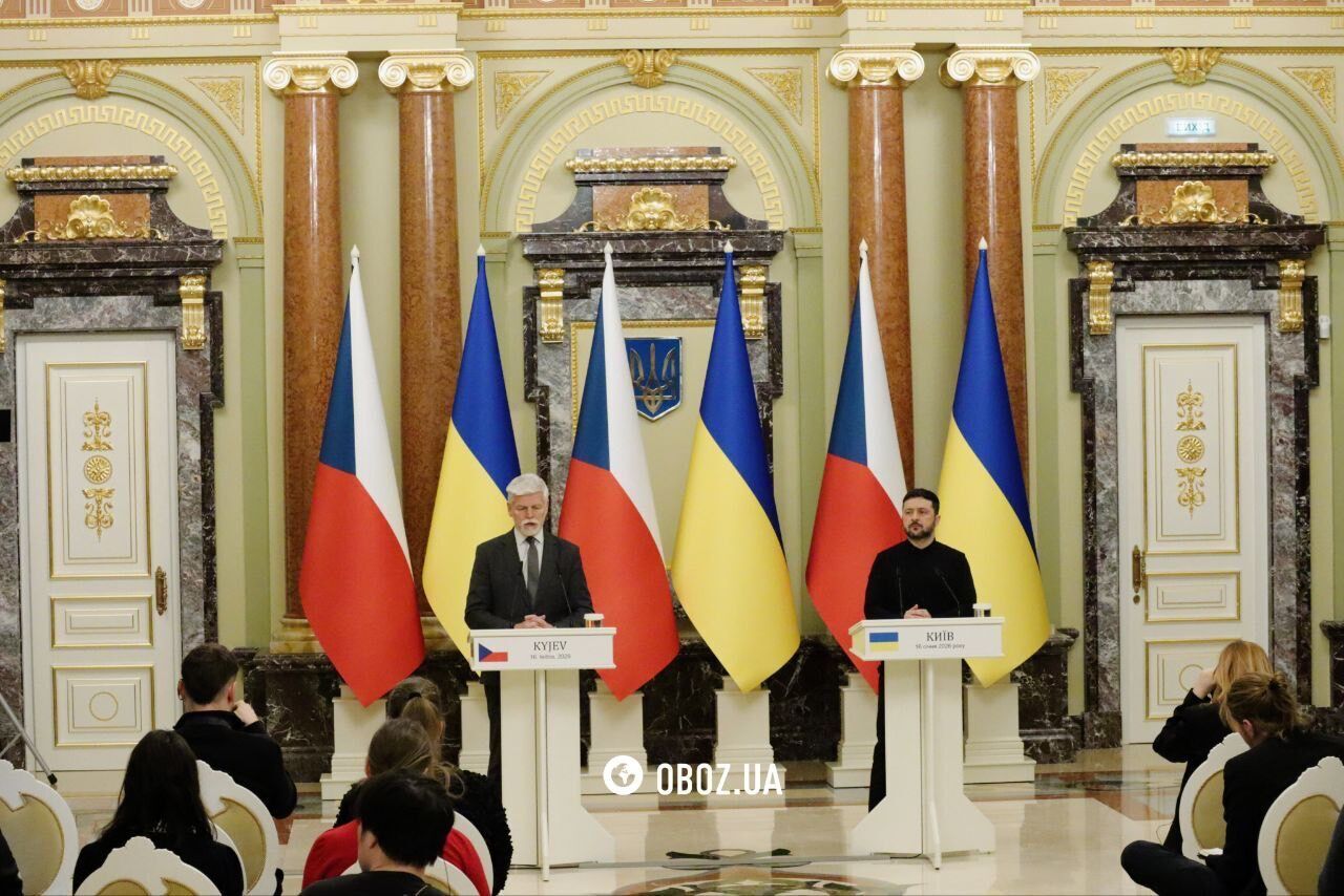 Президент Чехії прибув до Києва та отримав нагороду від Зеленського: усі деталі зустрічі. Фото й відео
