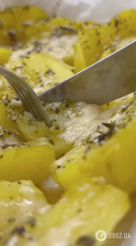 Як смачно запекти картоплю з сиром для обіду та вечері: ділимося легким рецептом