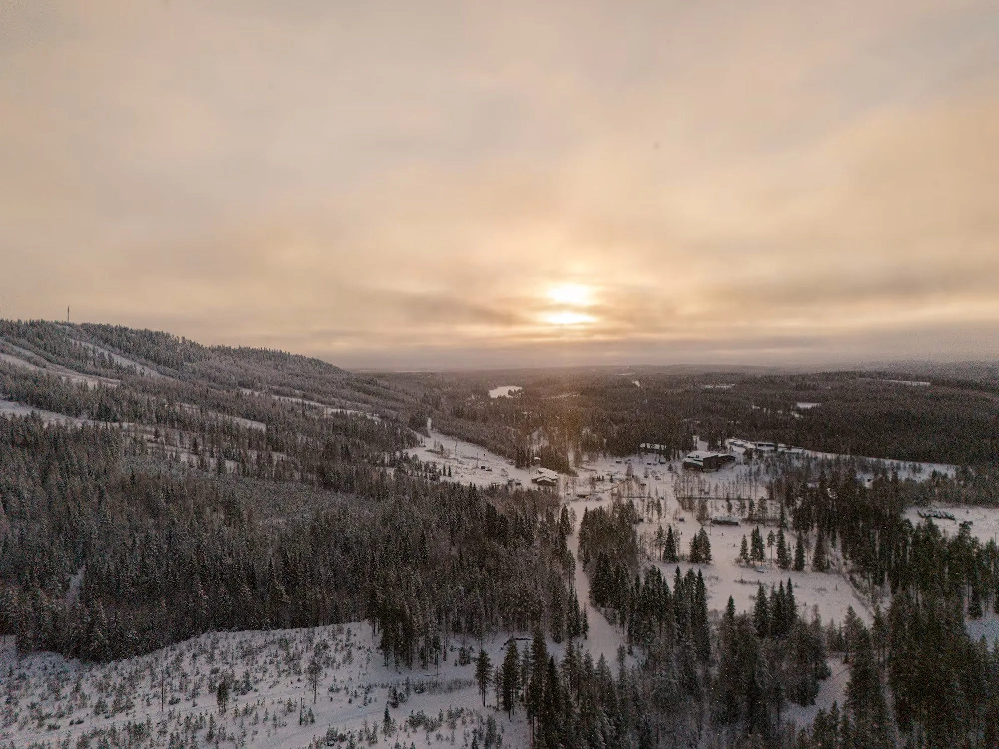 Троє німців на снігоступах перейшли кордон Фінляндії з Росією: що з ними сталося