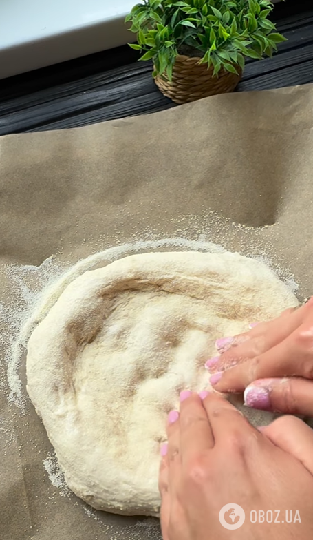 Як приготувати тонку піцу в домашніх умовах: весь секрет у тісті