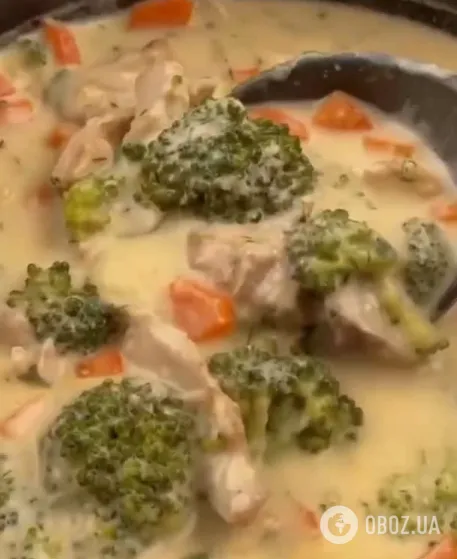 Наваристий сирний суп з куркою та броколі: ділимось рецептом поживної страви