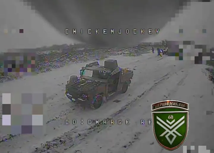 Украинские дронари уничтожили врагов прямо в Покровске: видео идеальной работы