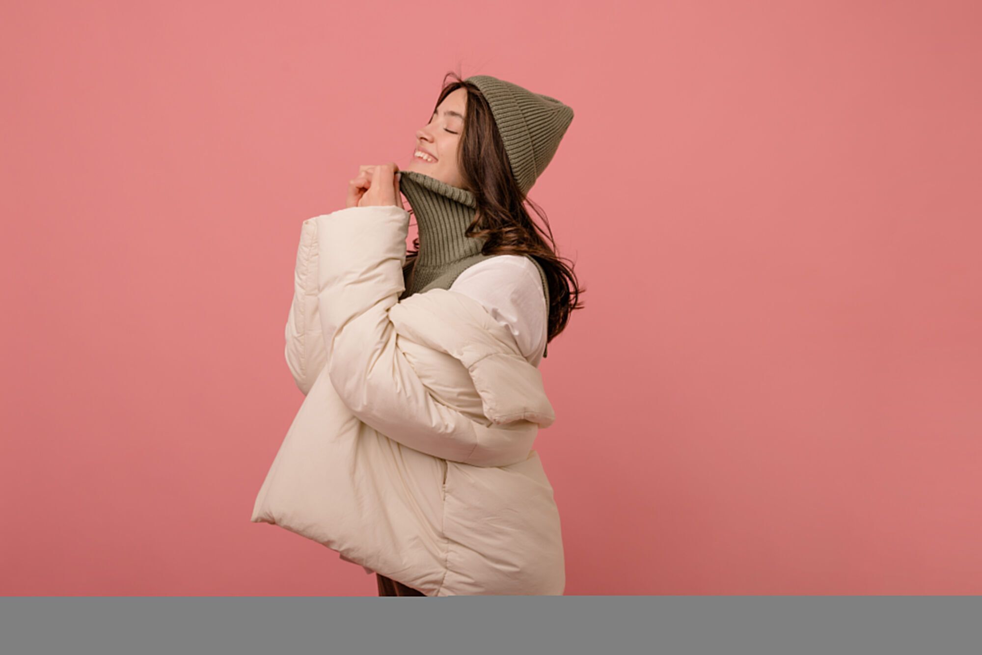 Стильные и хорошо согревают: топ-5 самых модных пуховиков на зиму 2025–2026