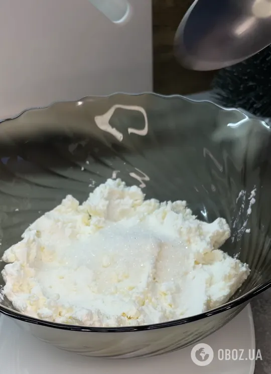 Ідеальні сирники, які ніколи не розпадуться: як приготувати