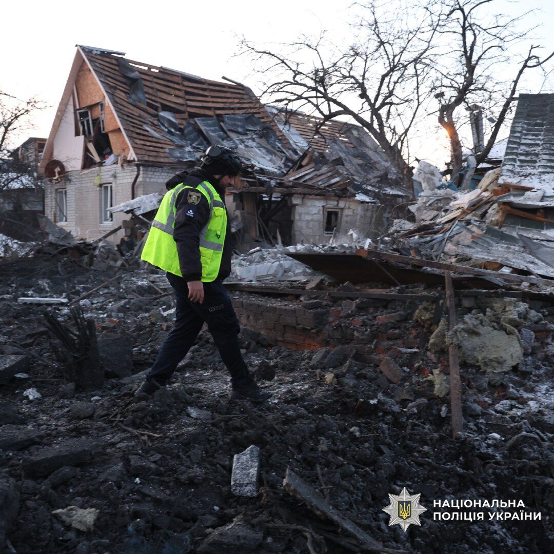 Росія атакувала КАБами Харків: одна жінка загинула, є постраждалі. Фото