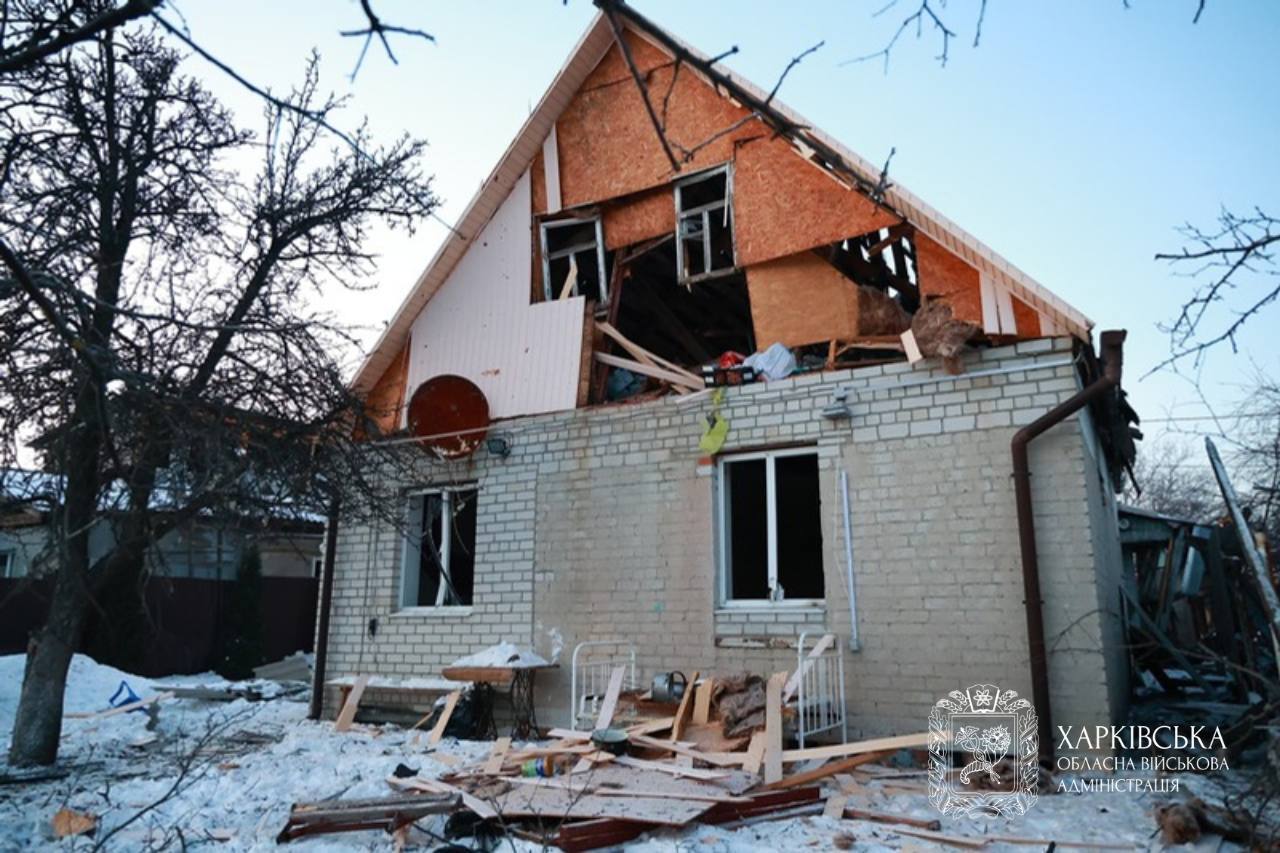 Росія атакувала КАБами Харків: одна жінка загинула, є постраждалі. Фото
