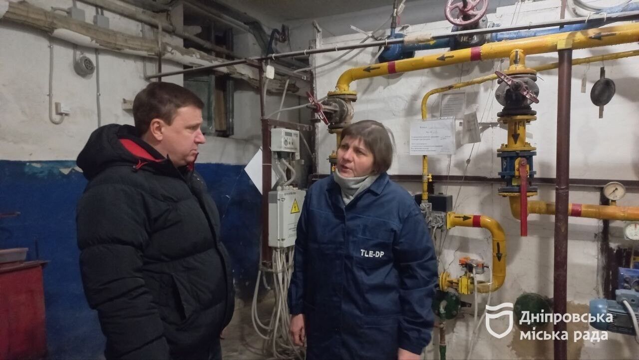 В Днепре устанавливают резервное питание котельных для теплоснабжения во время отключений электроэнергии