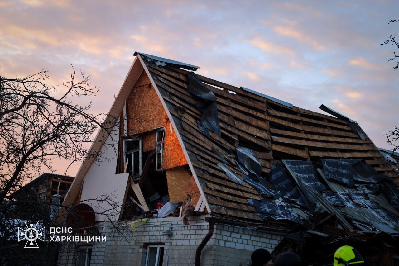 Росія атакувала КАБами Харків: одна жінка загинула, є постраждалі. Фото