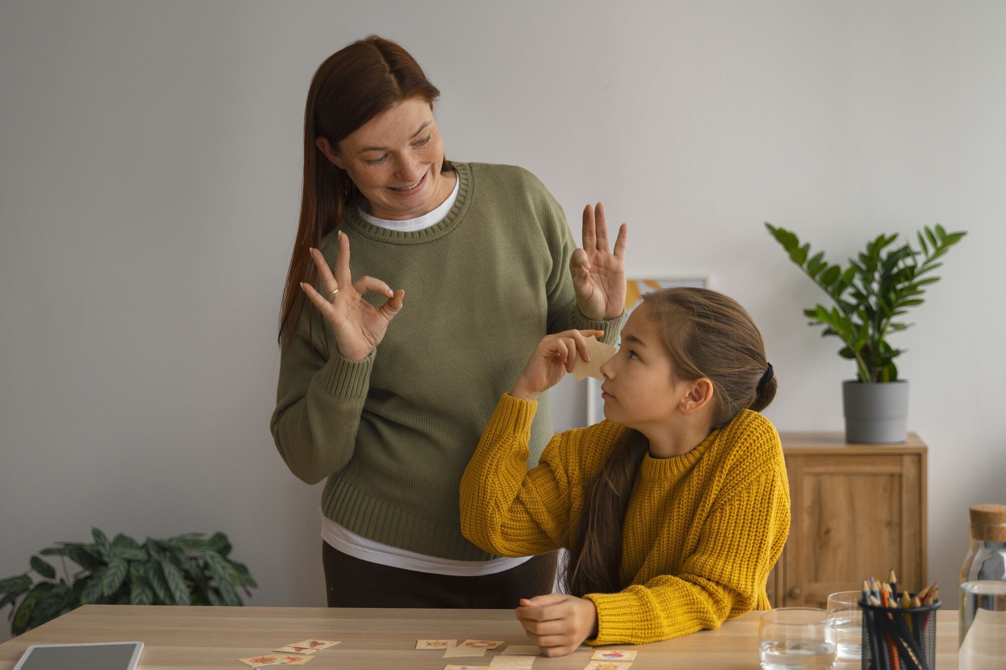 Психолог из Гарварда назвала 5 признаков чрезмерной родительской опеки: дети считают, что мир опасен
