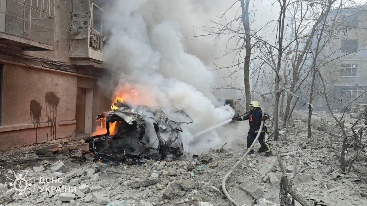 Удар "Іскандерами" по Харкову: під завалами знайшли фрагменти тіла четвертої жертви