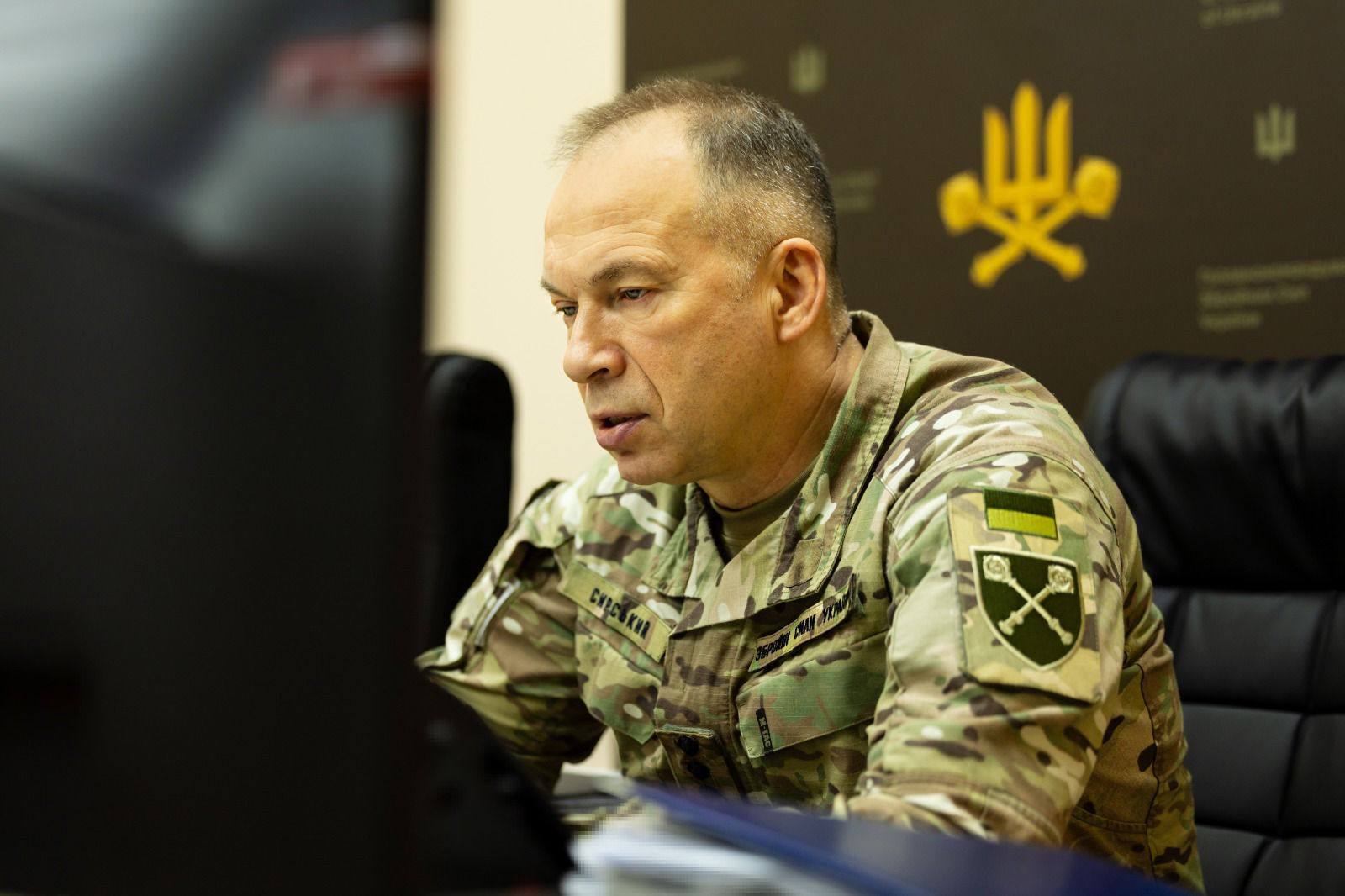 "Визначили конкретні кроки": Сирський провів нараду щодо фортифікацій і підготовки населених пунктів до оборони