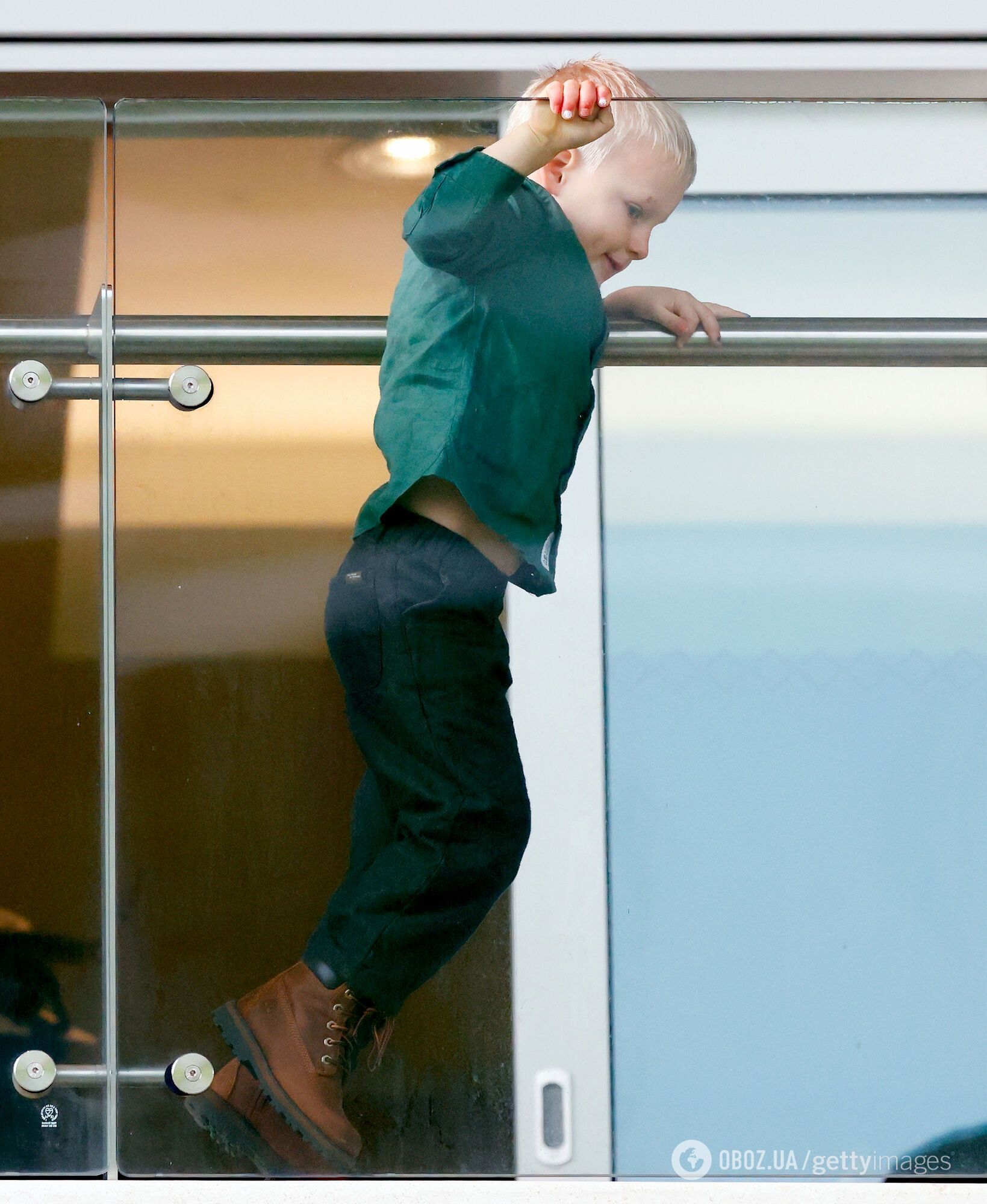 У принца Луї з'явився конкурент: ще одна королівська дитина стала зіркою через витівки на публіці. Фото