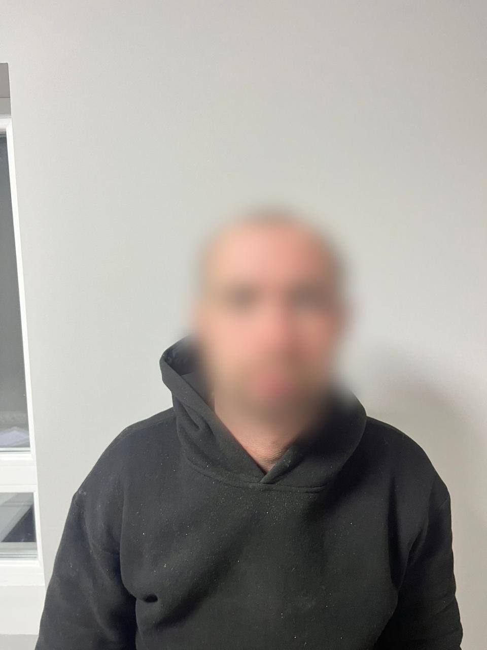 На Київщині онук руками забив до смерті діда. Подробиці справи та фото