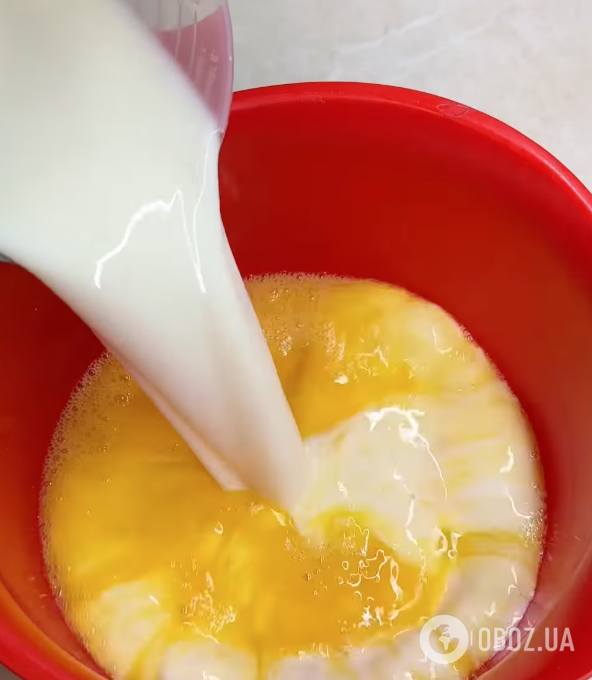 Пишний і дуже смачний запечений омлет-запіканка в духовці: рецепт корисної та ситної страви для сніданку