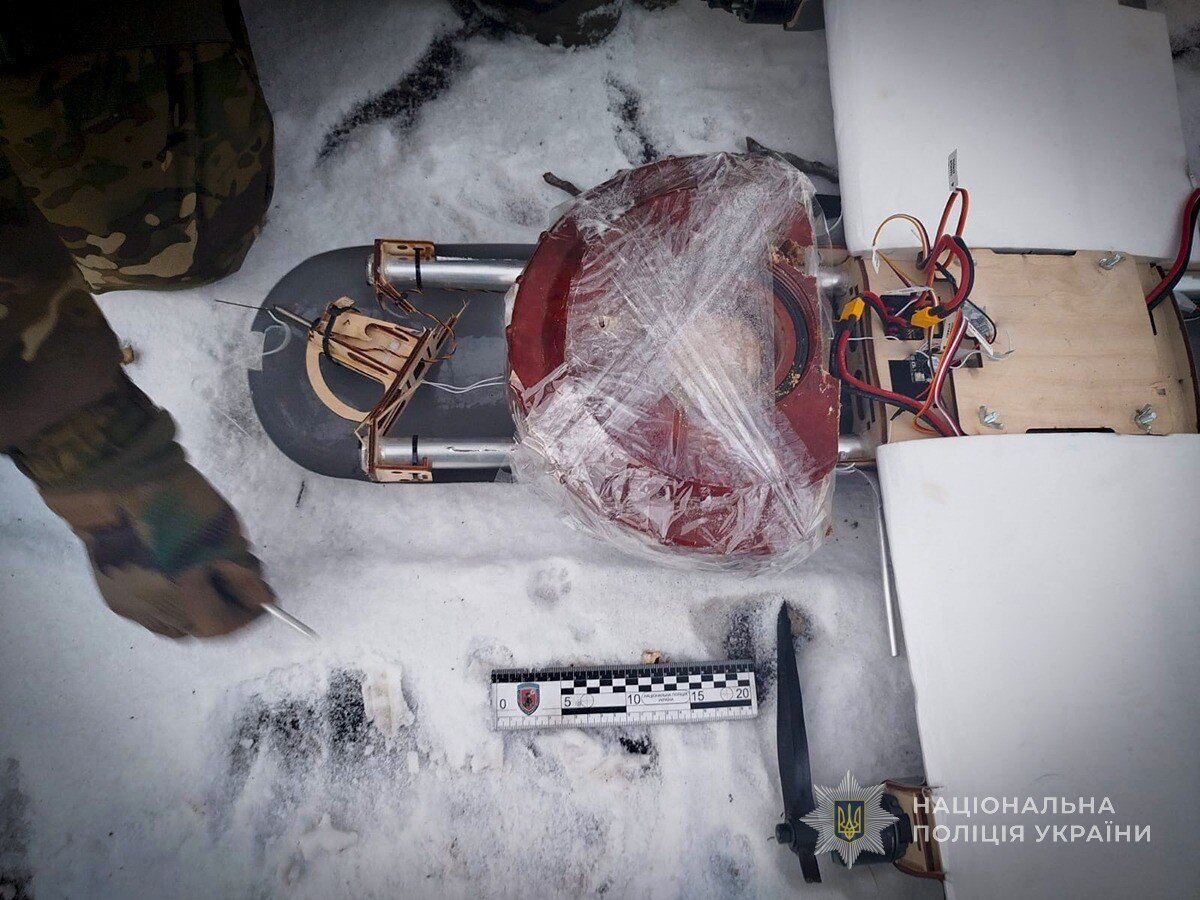 Росіяни тероризують жителів прикордоння безпілотниками з протитанковими мінами. Фото