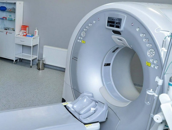 Нові операційні, центри ментального здоров'я, трансплантація та реабілітація: як лікарні Дніпра тримають тил