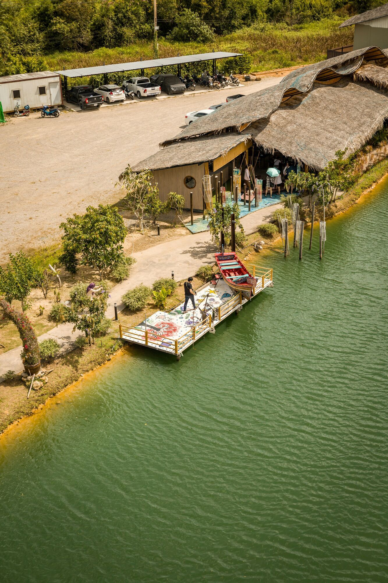 До 100 тысяч человек живут на воде: где расположена "африканская Венеция"