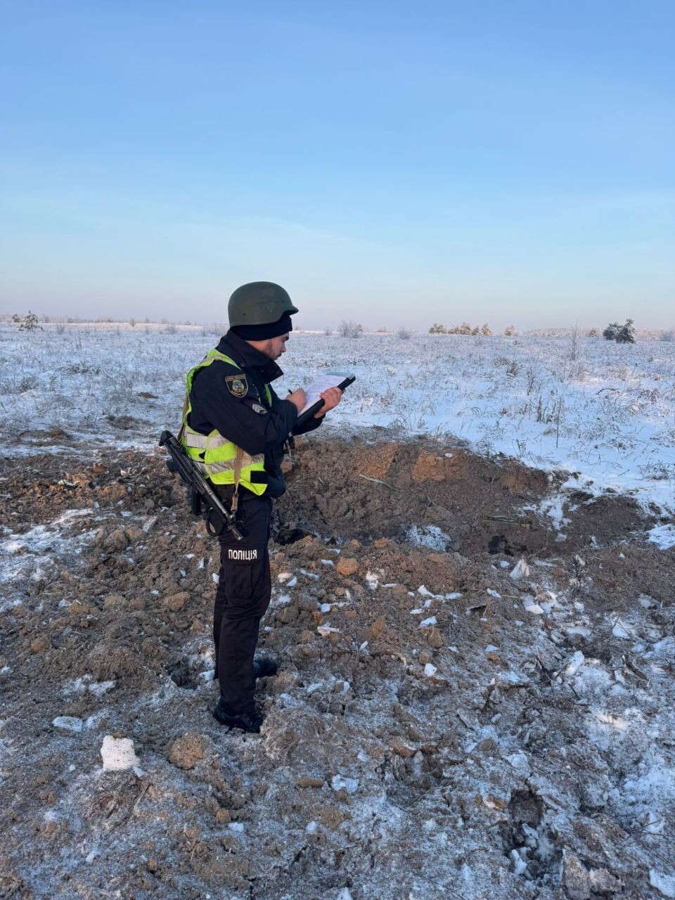 Есть погибший, зафиксированы повреждения: последствия очередной российской атаки на Киевщину. Фото