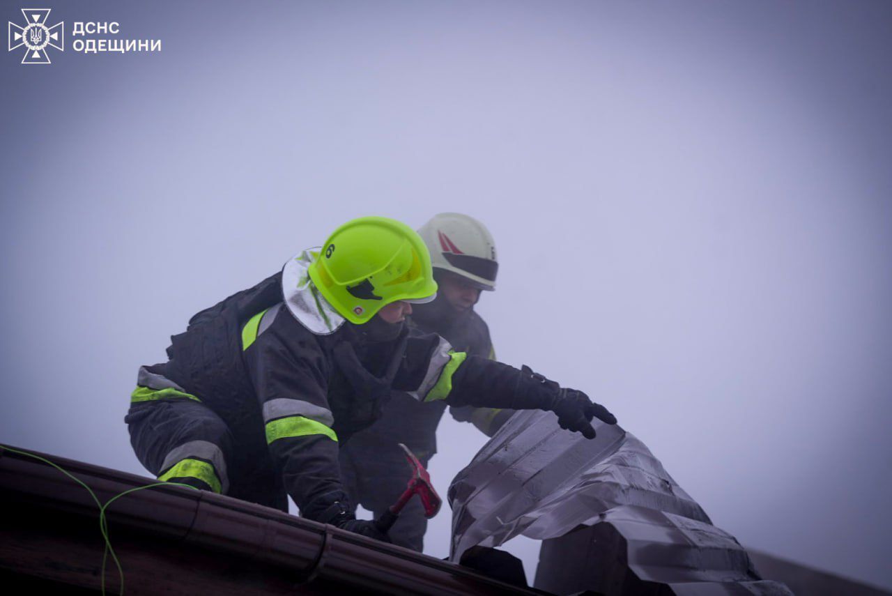 "За сутки до этого удара мы получили ракеты для ПВО": Зеленский рассказал о последствиях новой атаки РФ и сообщил, где самая сложная ситуация