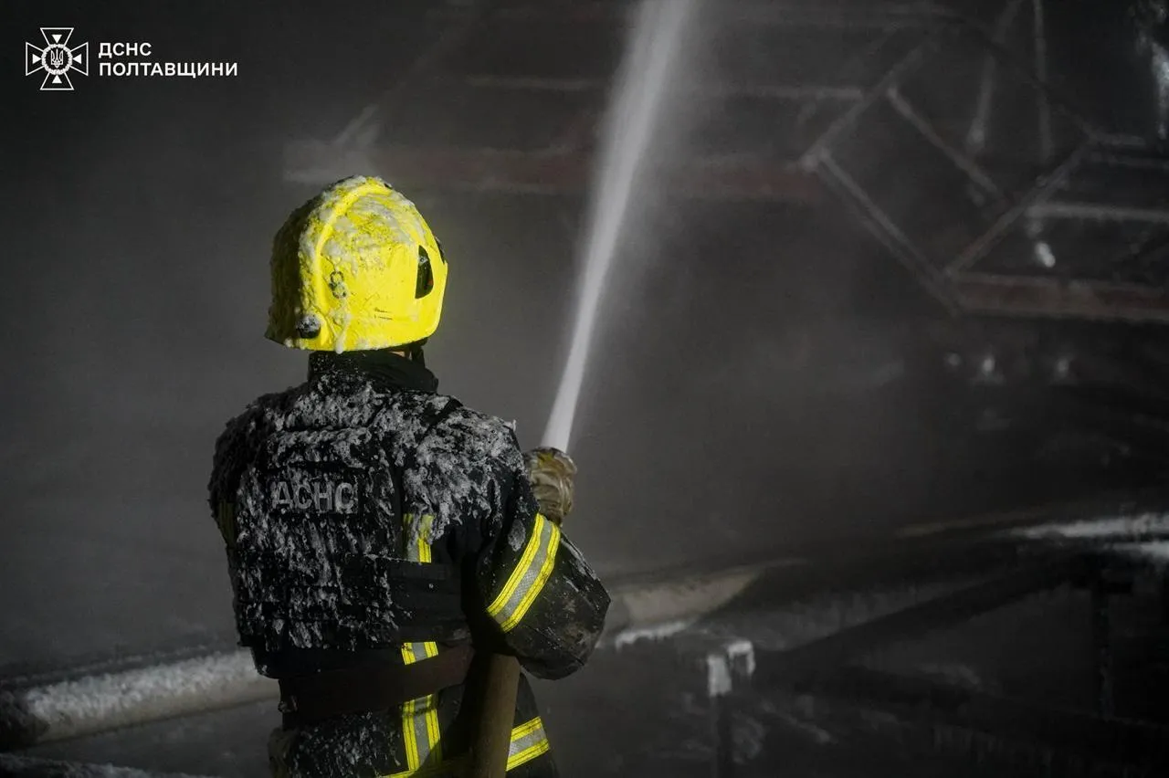 "За сутки до этого удара мы получили ракеты для ПВО": Зеленский рассказал о последствиях новой атаки РФ и сообщил, где самая сложная ситуация