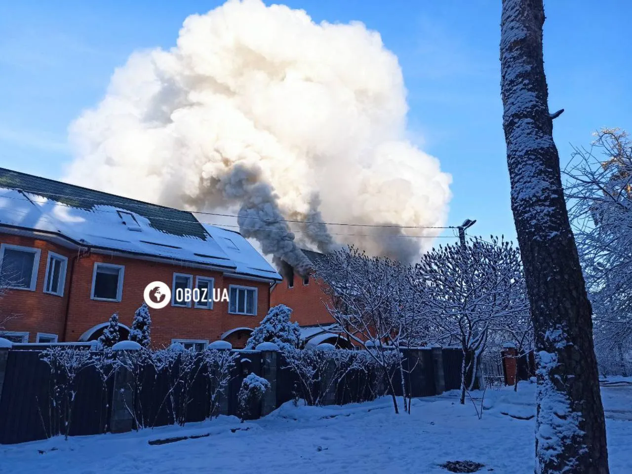 Під Києвом горів Центр реабілітації. Подробиці та фото масштабної пожежі