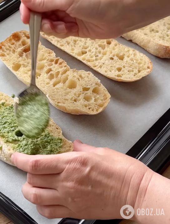 Горячие бутерброды "Капрезе" для перекуса: делимся рецептом очень вкусного блюда для перекуса