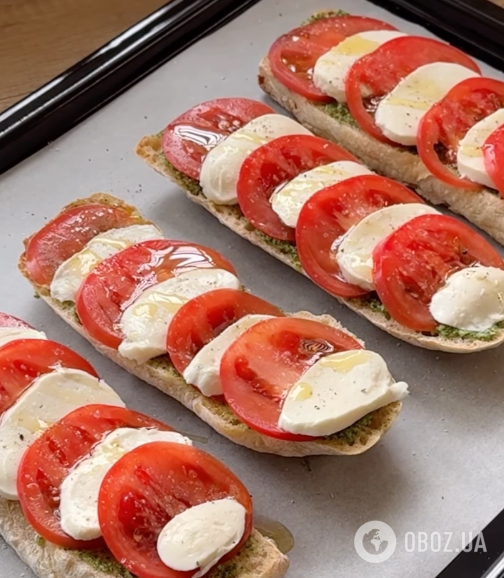 Горячие бутерброды "Капрезе" для перекуса: делимся рецептом очень вкусного блюда для перекуса