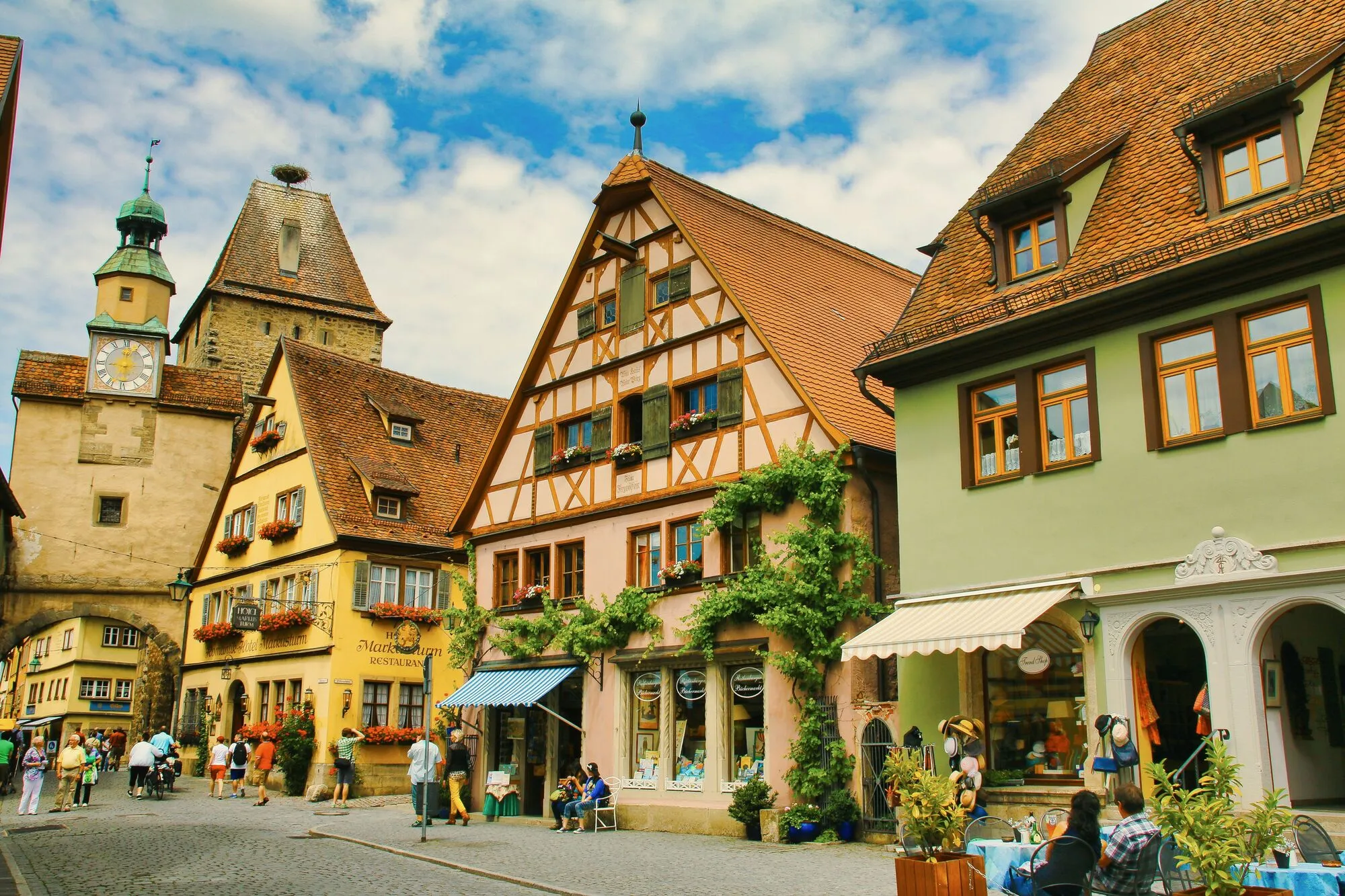 Сказочный город в Германии был вдохновением для Диснея: чем поражает