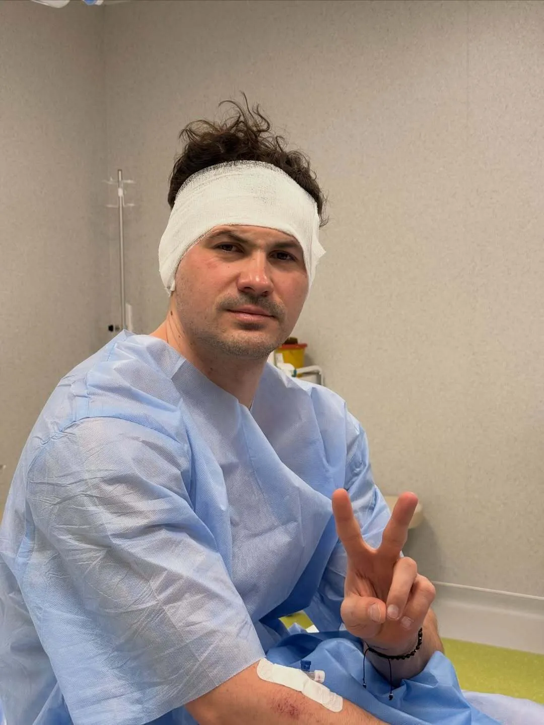 Евгений Кот перенес пластическую операцию без наркоза и показал, что изменил в себе. Фото