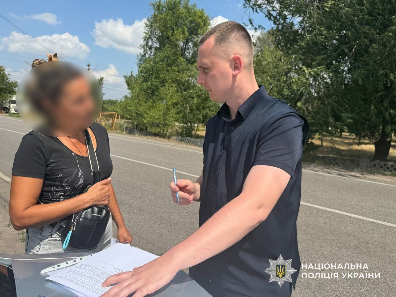 Фіктивне батьківство як "квиток" за кордон: у Дніпрі судитимуть 14 осіб, які організували схему ухилення від мобілізації. Фото