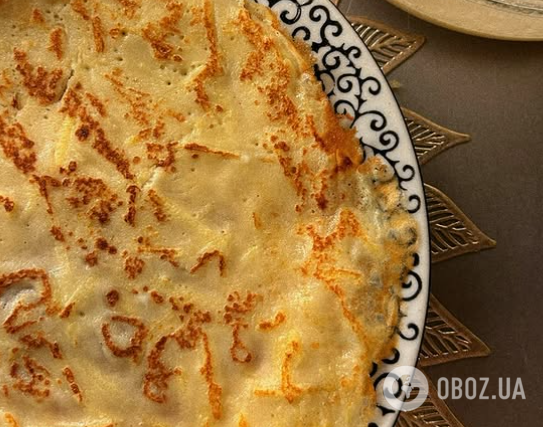 Тонкие блины из яблочного теста: получатся очень нежными и не порвутся