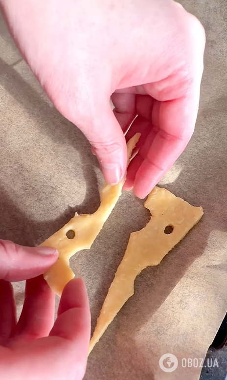 Як приготувати смачний сирний крекер в домашніх умовах: всього чотири інгредієнти